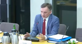 Sprawa Sławomira Nowaka umorzona. Ziobro atakuje premiera Tuska