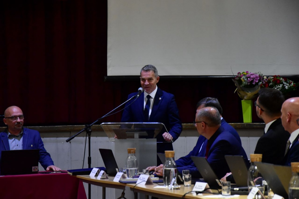 Obniżyli wynagrodzenie burmistrza i radnych! Obniżka zbyt mała?