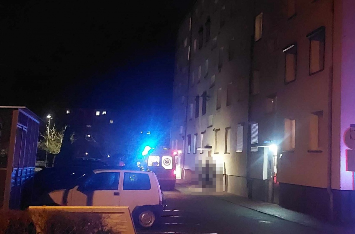 Kobieta wypadła z okna! Tragedia na os. Piastowskim