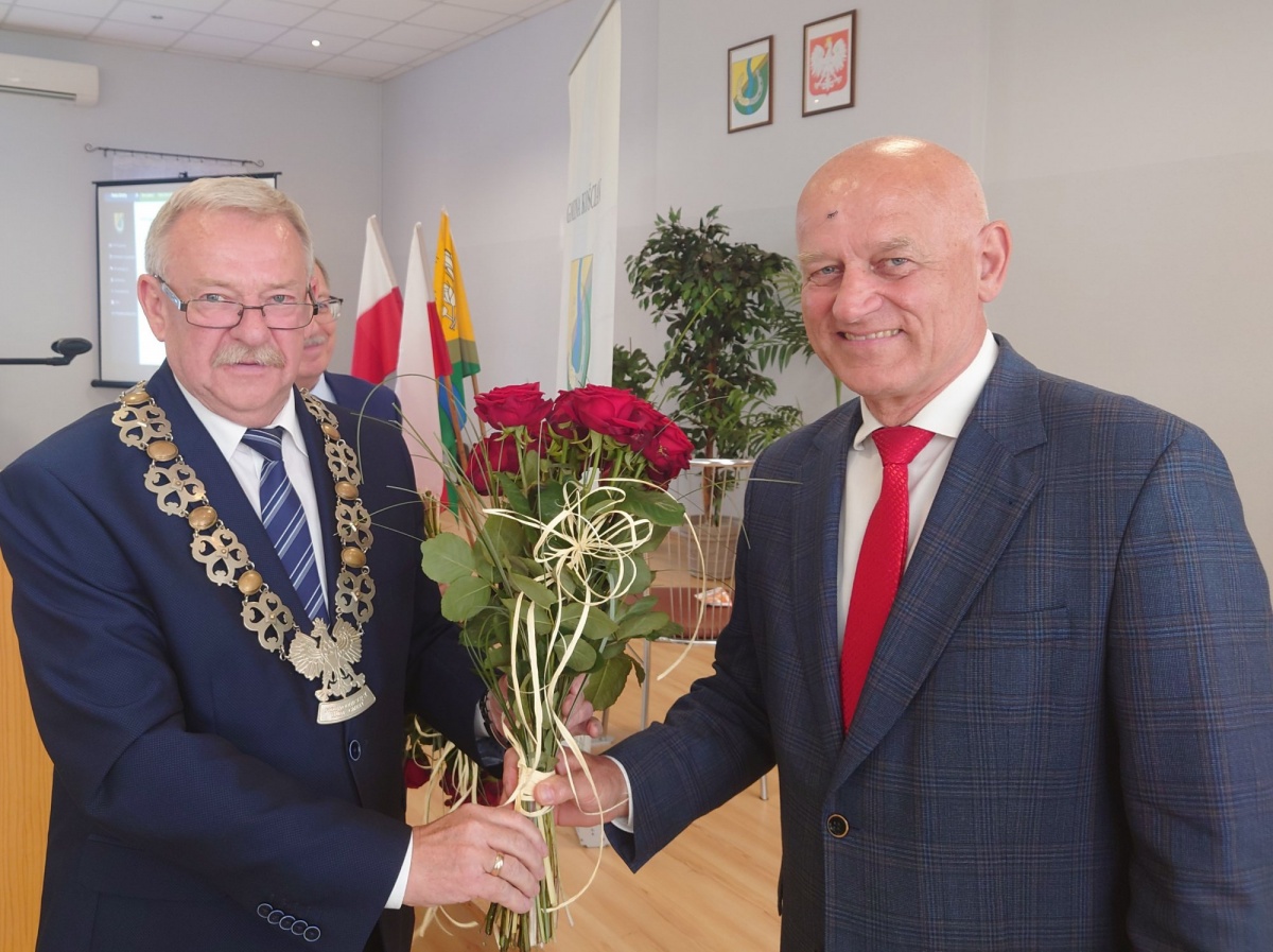 Wójt Andrzej Przybyła z absolutorium
