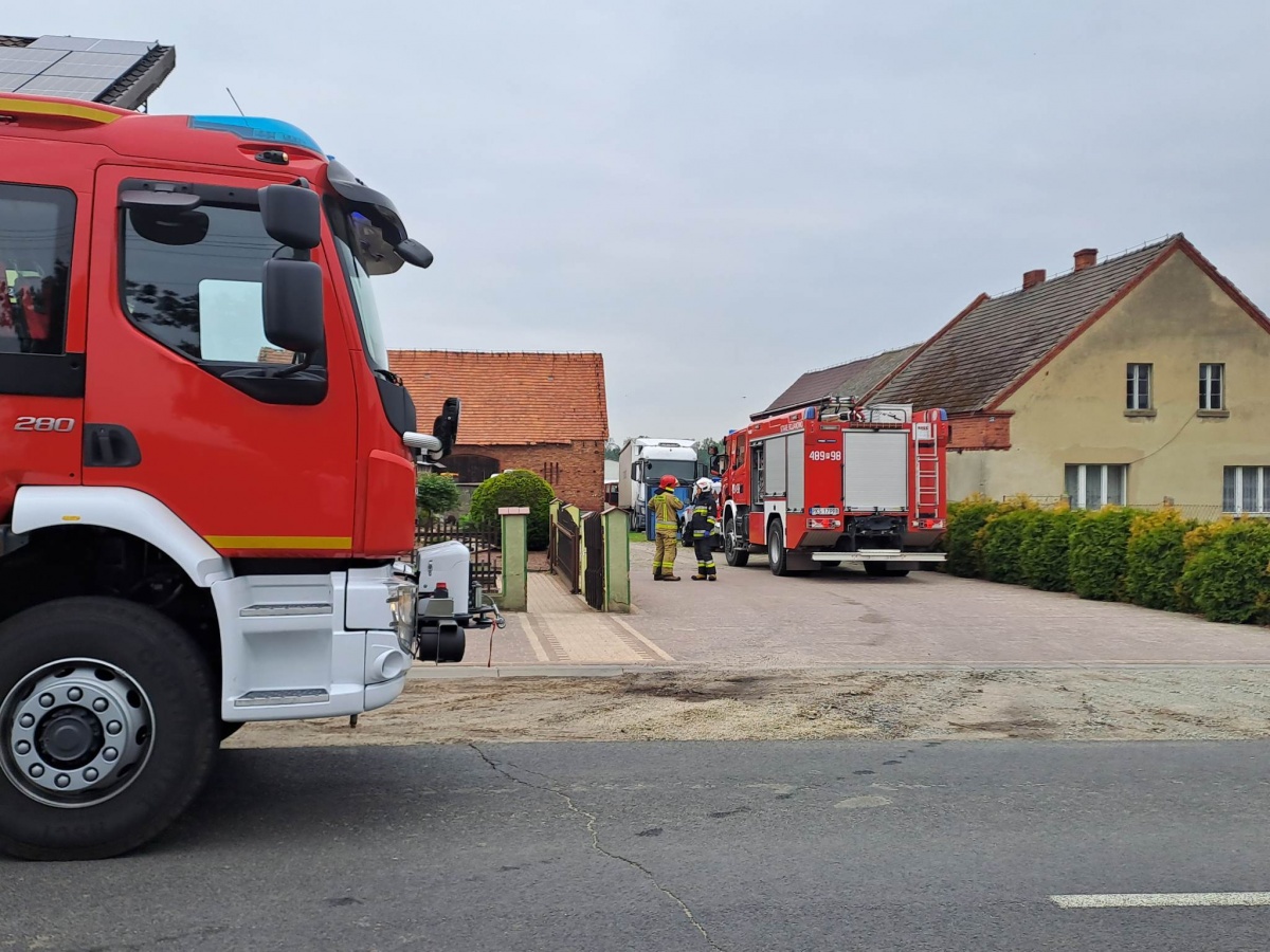 Tragiczny wypadek w Wydorowie. Życia 2,5-latka nie udało się uratować.