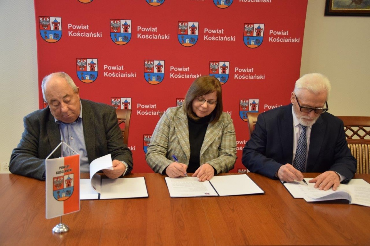 Umowy na poprawę efektywności energetycznej podpisane!