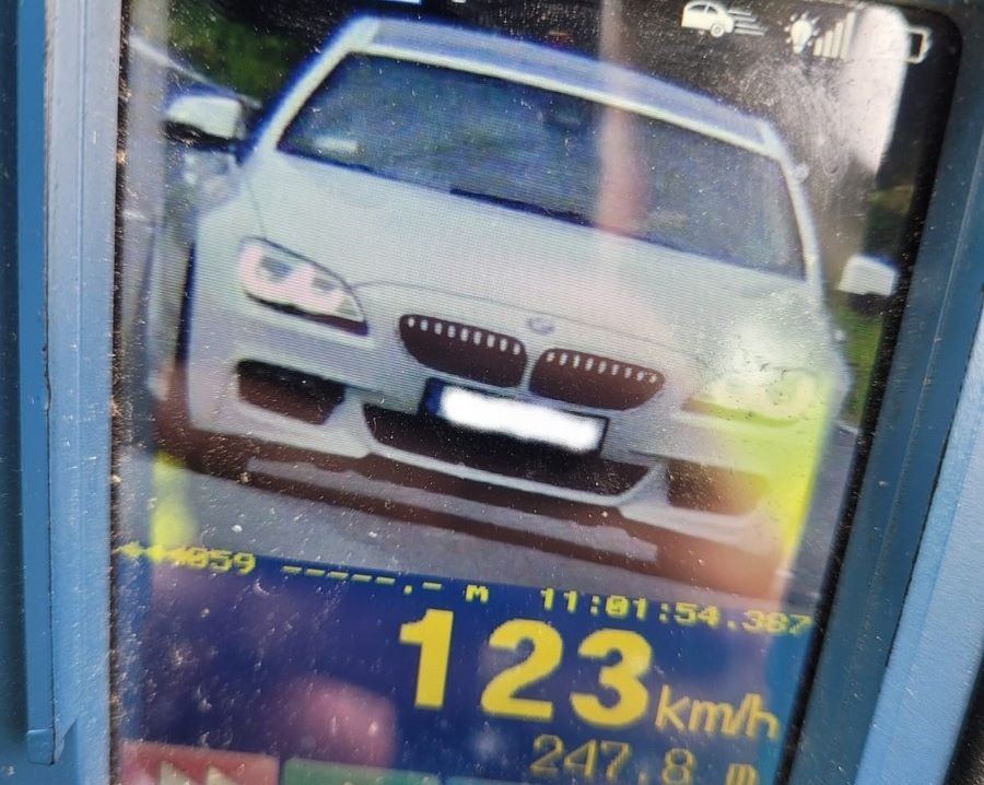 Pędził 123 km/h w terenie zabudowanym