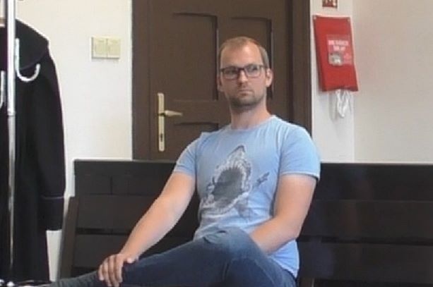 Oszust poszukiwany! Policja publikuje wizerunek osoby, która może mieć związek z przestępstwem!