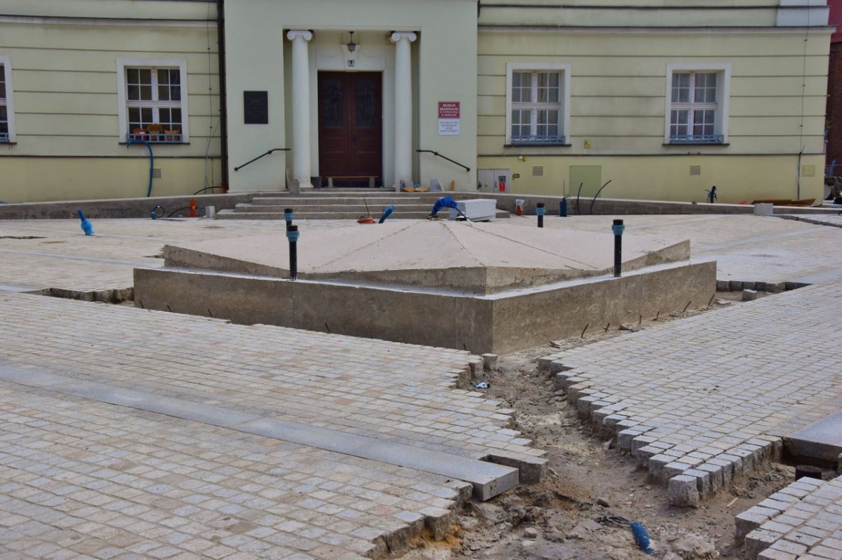 Rynek dopiero w listopadzie? Miasto analizuje
