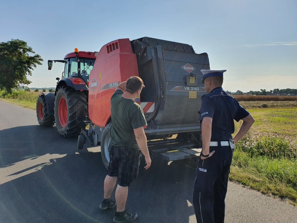 Bezpieczne prace polowe - działania kościańskiej policji