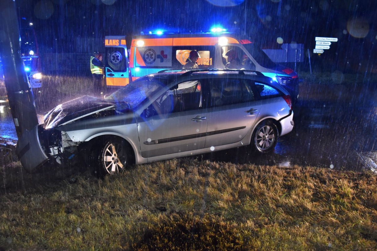 Sprawca wypadku uciekał przed policją! Pobrano krew do badań