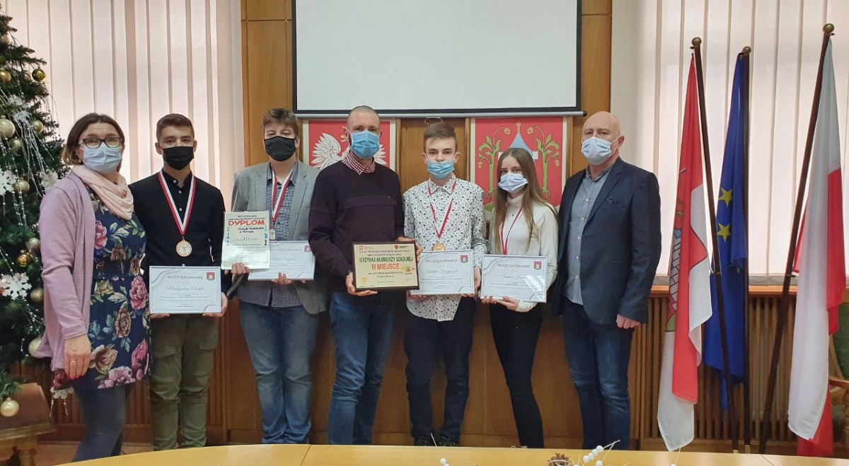 Sukces uczniów szkoły w Śmiglu w Szachach Drużynowych!
