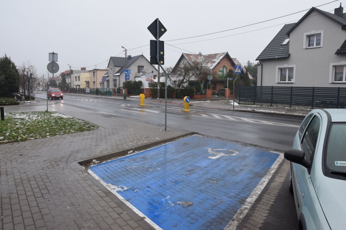 Odświeżono oznakowanie miejsc dla niepełnosprawnych!
