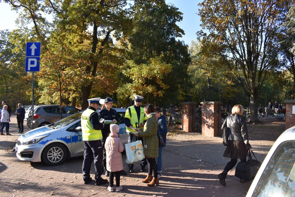 Akcja Znicz. 141 wykroczeń i 92 mandaty!