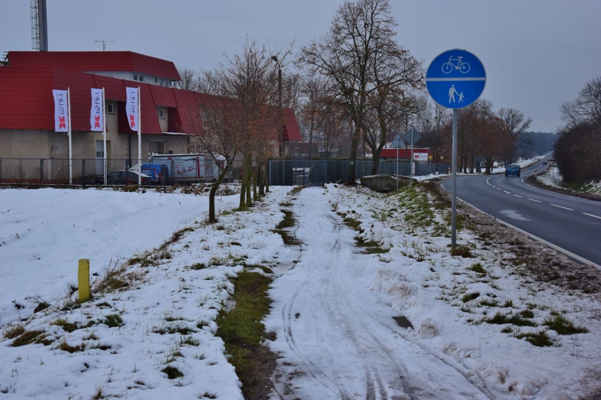 Nieodśnieżona ścieżka rowerowa. Rowerzyści narzekają!