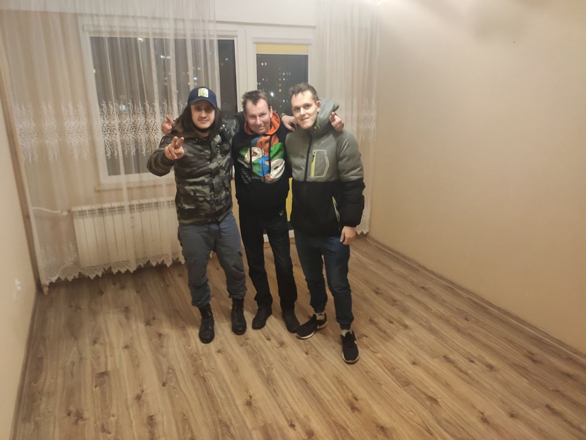 Bezdomny Marcin ma już mieszkanie. I pracę!
