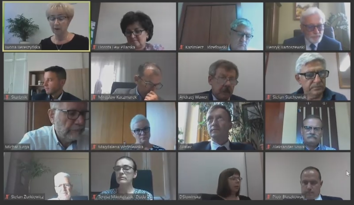 Projekt uchwały o podwyżce diet wycofany!