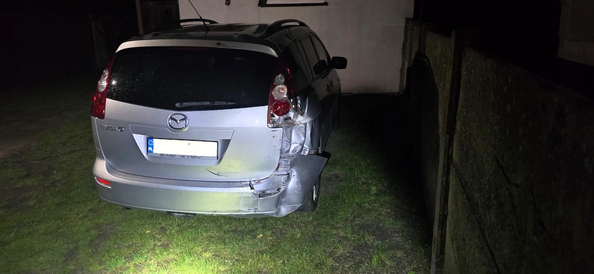 Wjechał w płot. Miał niemal 3 promile