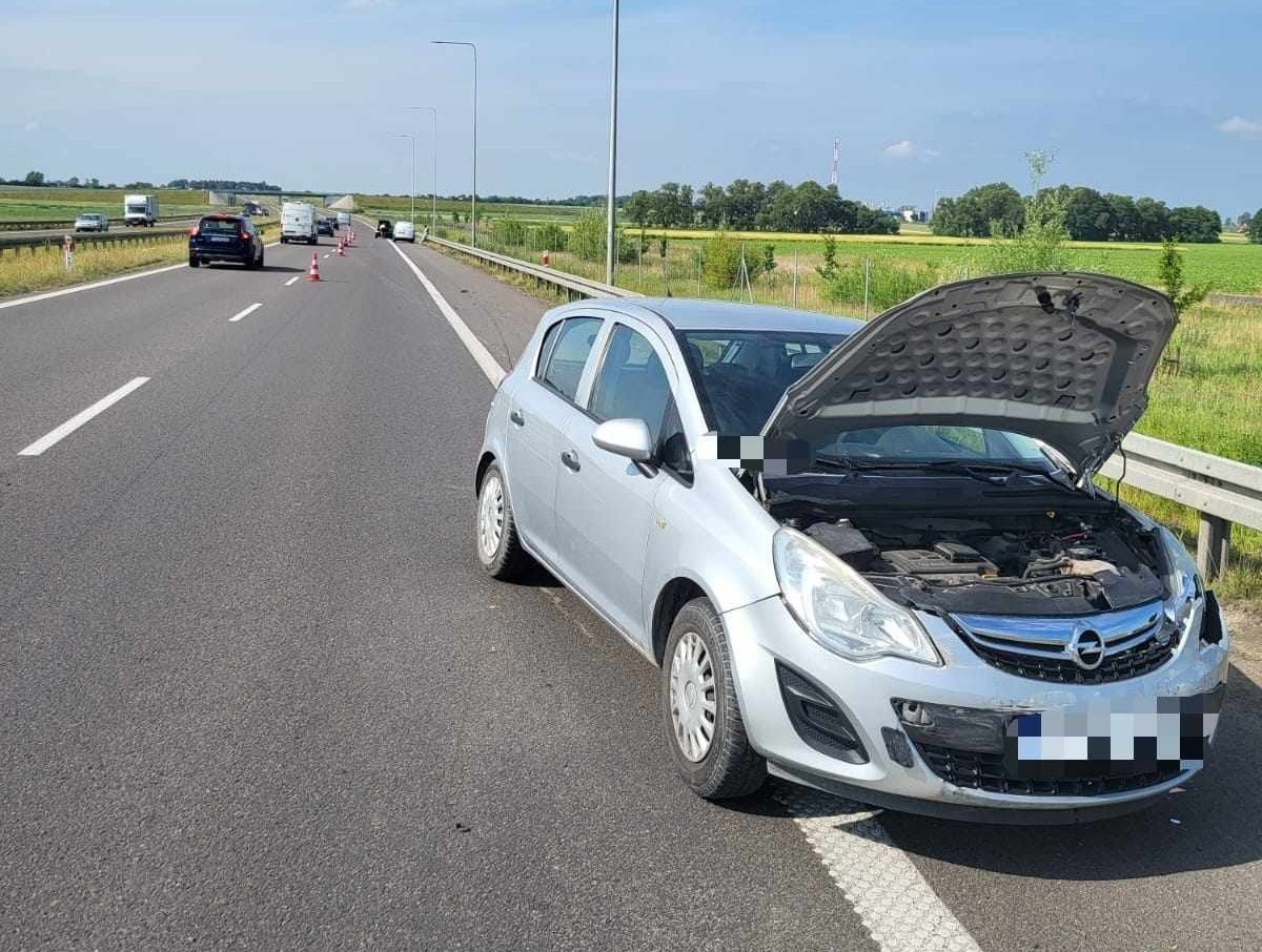 Kolizja na S5 z udziałem trzech pojazdów