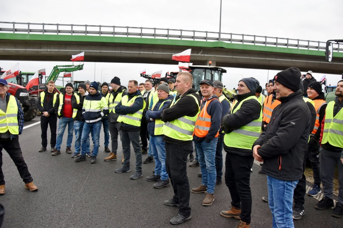 Protest rolników na S5 [ZDJĘCIA]