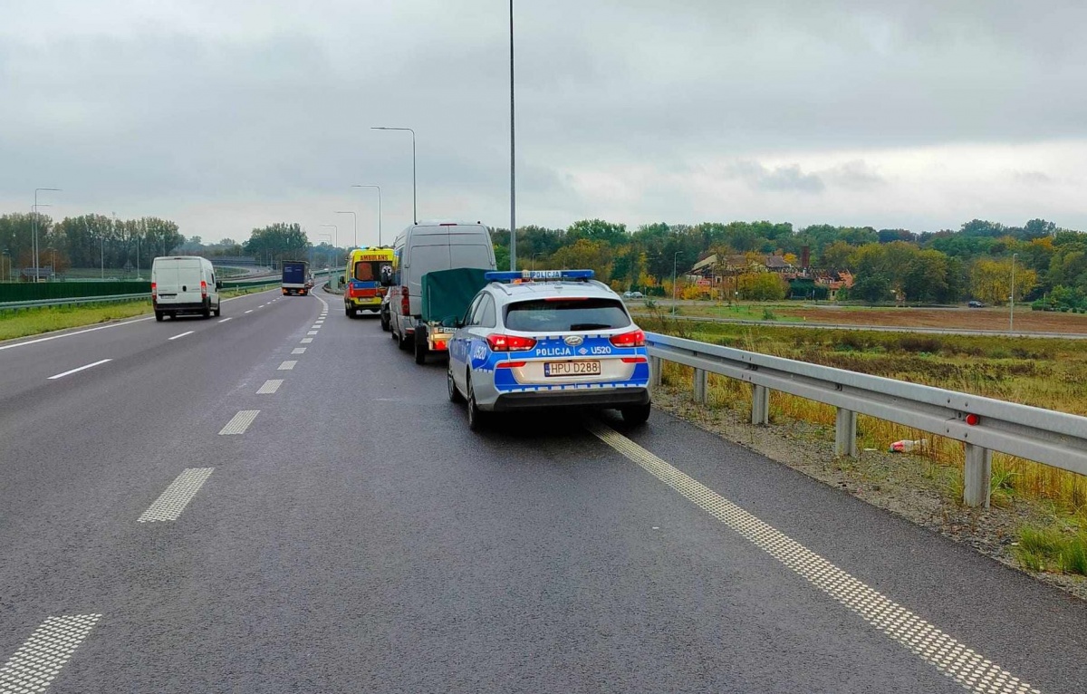 Zaczął gwałtownie hamować. Kolizja na S5