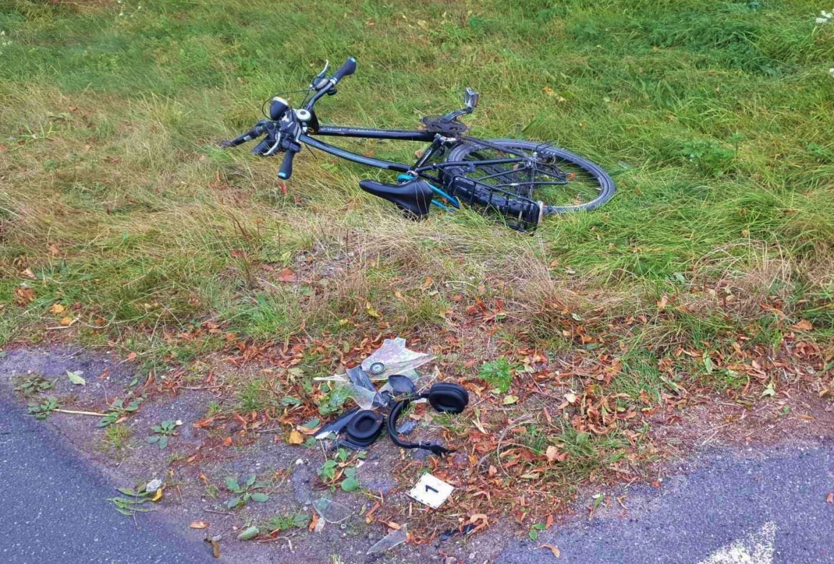 Rowerzysta nie ustąpił pierwszeństwa [ZDJĘCIA]