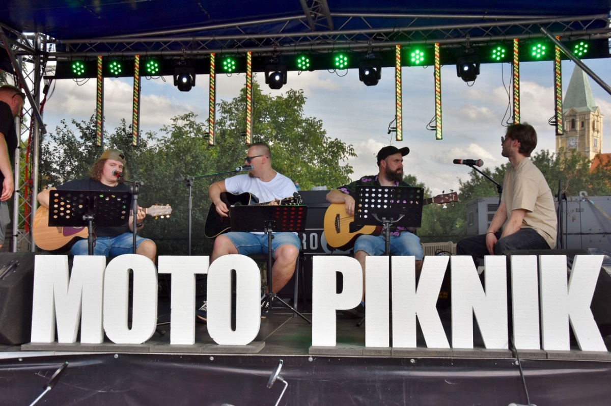 Moto Piknik – tłumy na charytatywnej imprezie [ZDJĘCIA]