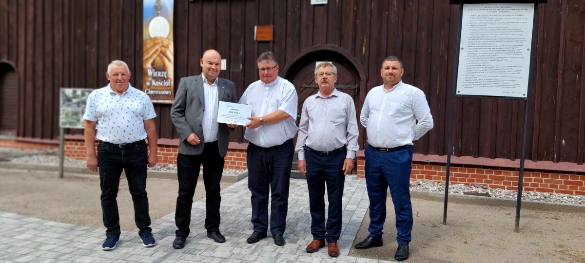 Wsparcie dla lokalnej społeczności - odwiedziny w Gminie Czempiń i Starym Gołębinie
