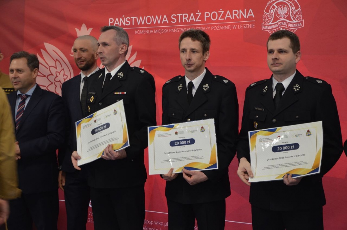 Promesy dla OSP z powiatu kościańskiego [ZDJĘCIA]