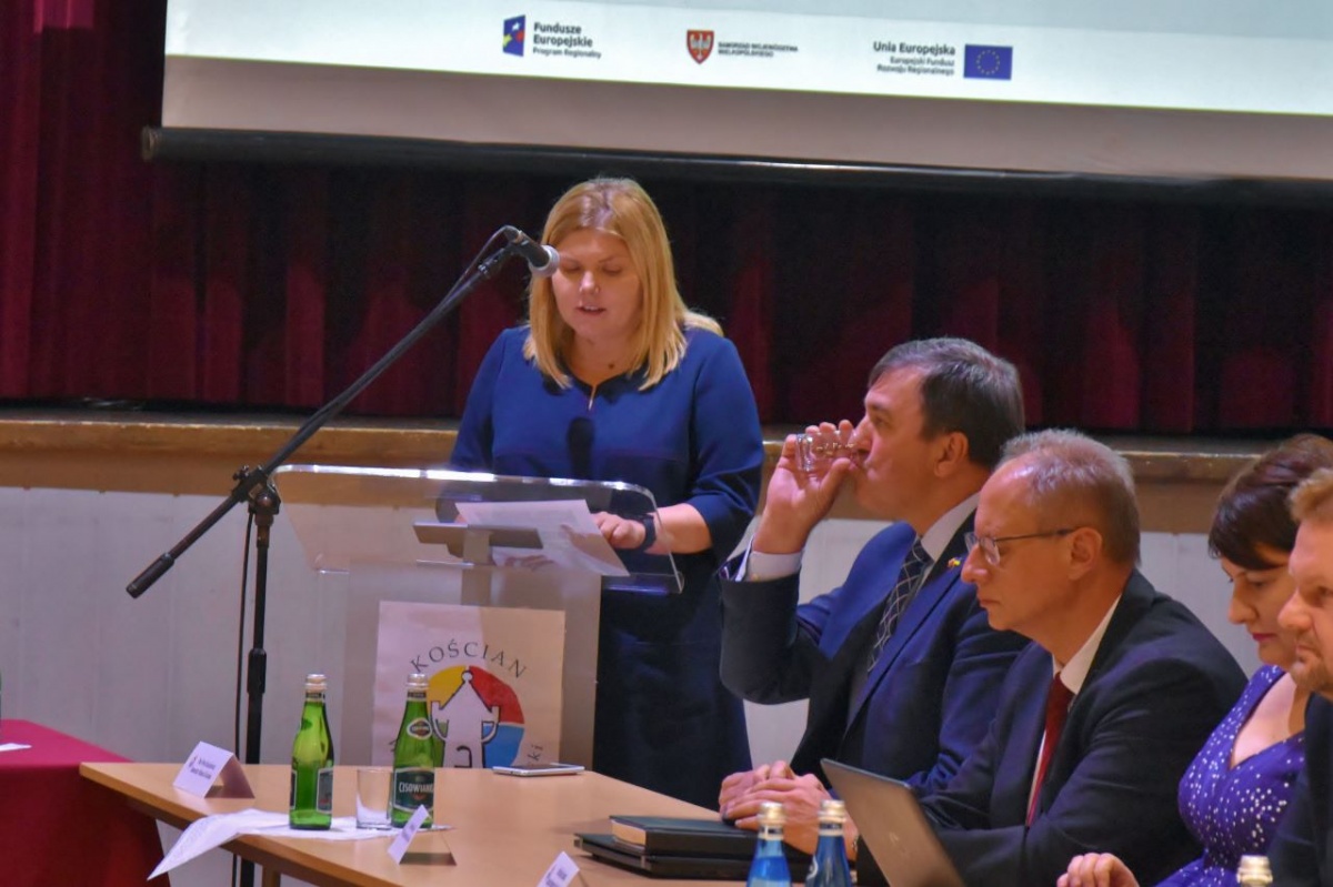 Ostra dyskusja na sesji. Burmistrz zwalnia skarbnik!