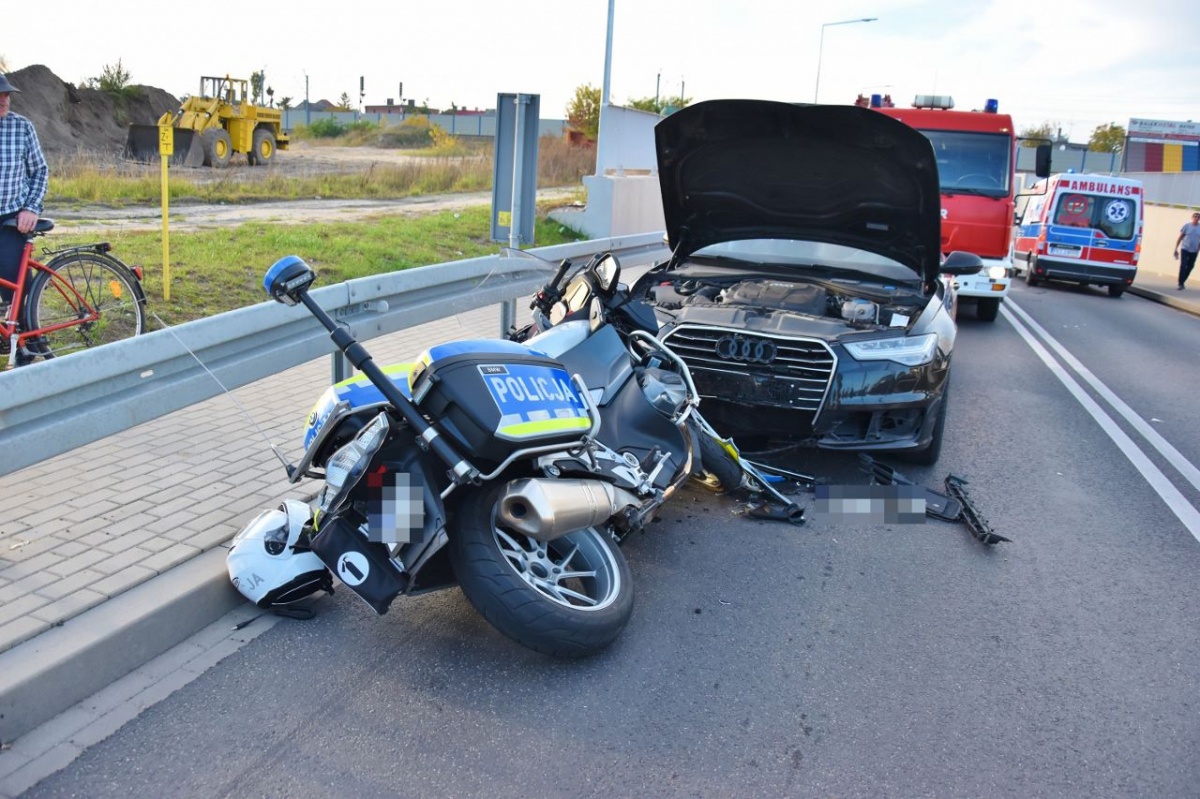Wypadek z udziałem motocykli policji [ZDJĘCIA]