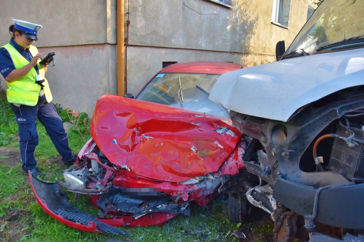 Wypadek trzech aut w Bonikowie [ZDJĘCIA]