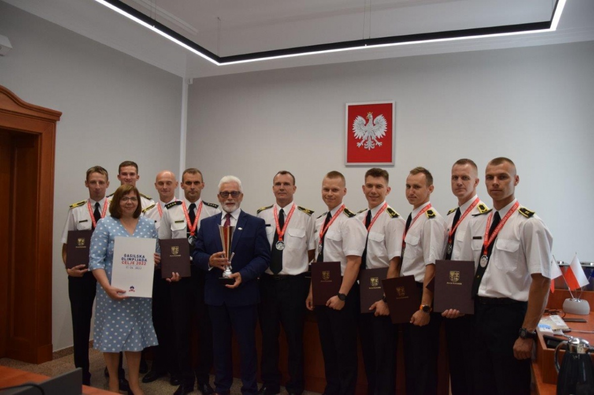 Podziękowali strażakom i pogratulowali srebrnego medalu!