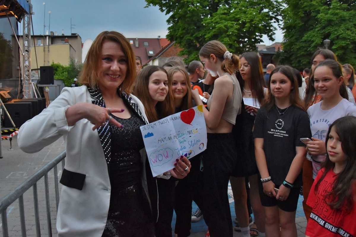 Julia Stolpe i Haydamaky na scenie [ZDJĘCIA]