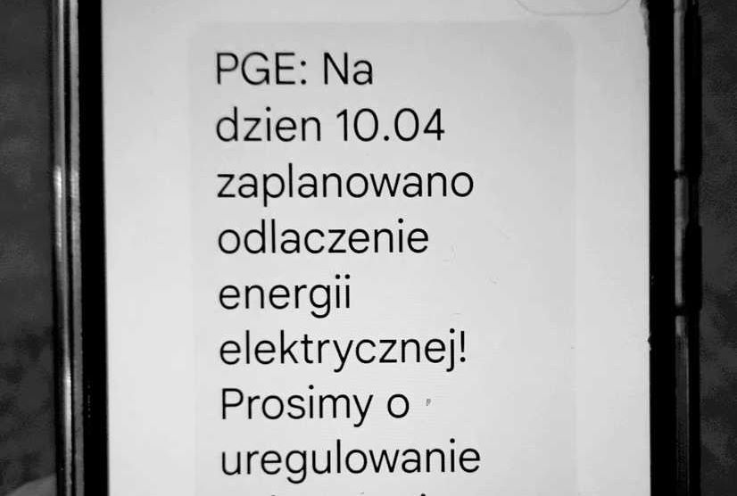 Uwaga na oszustów. Nie klikaj w linki w SMSach!