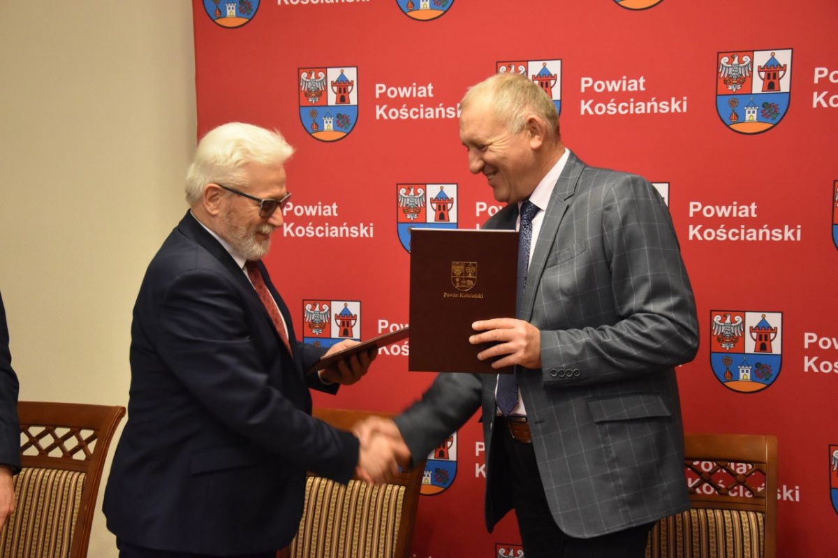 Remont drogi Nowy Dwór - Łuszkowo. Podpisano umowę!