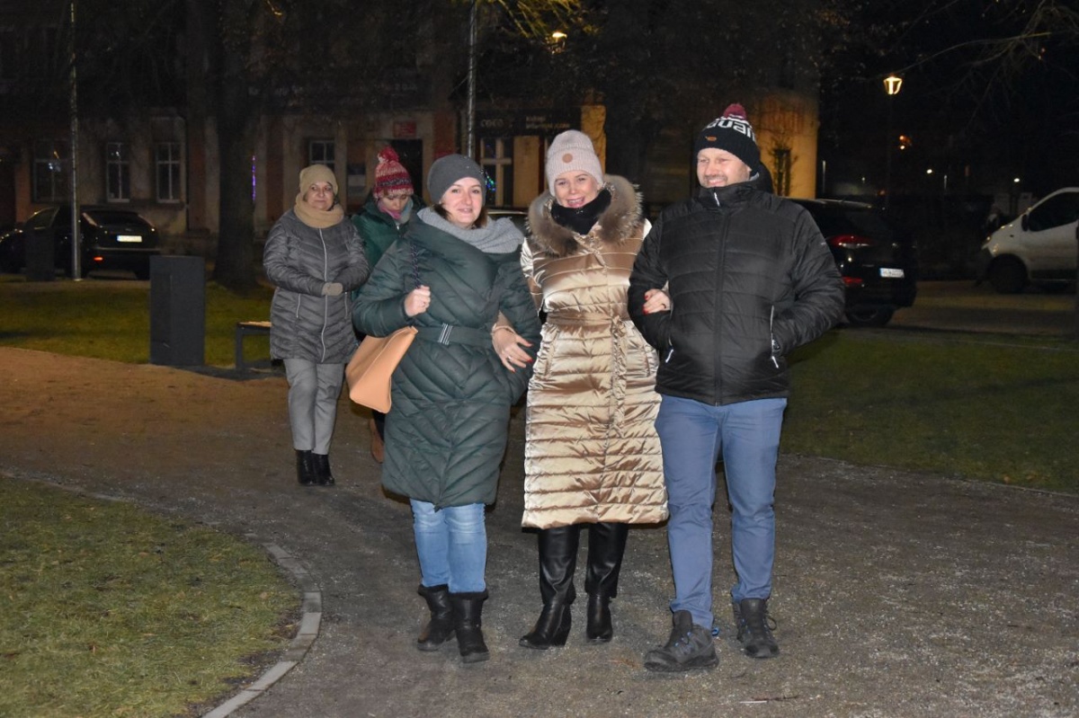 Manifestacja przeciw segregacji sanitarnej [ZDJĘCIA]