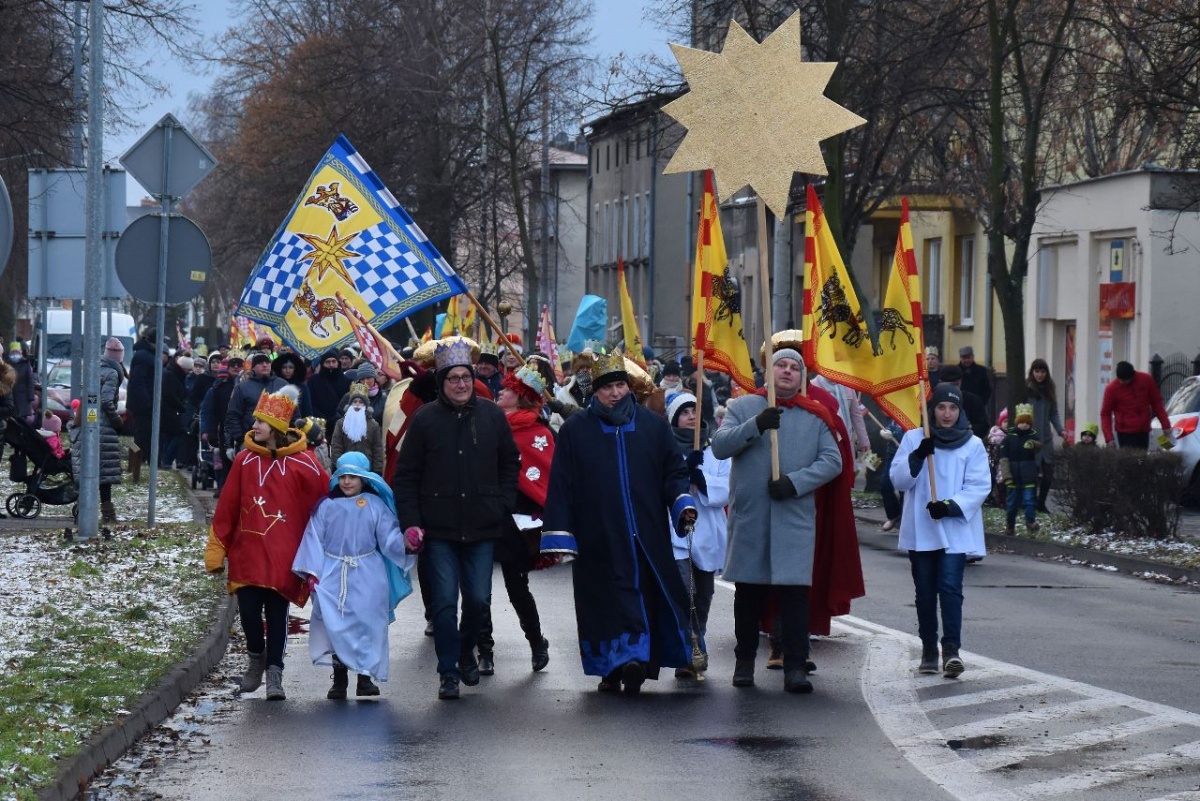 Orszak Trzech Króli w Kościanie [ZDJĘCIA]