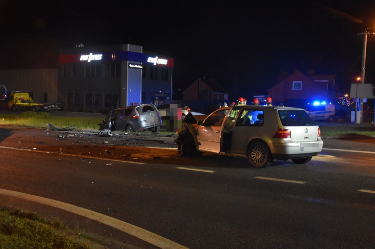 Zderzenie dwóch samochodów na obwodnicy [ZDJĘCIA]