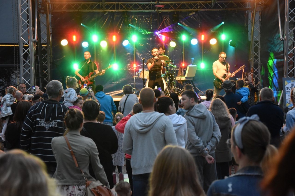 Koncert zespołu Ogień [ZDJĘCIA, FILMIK]