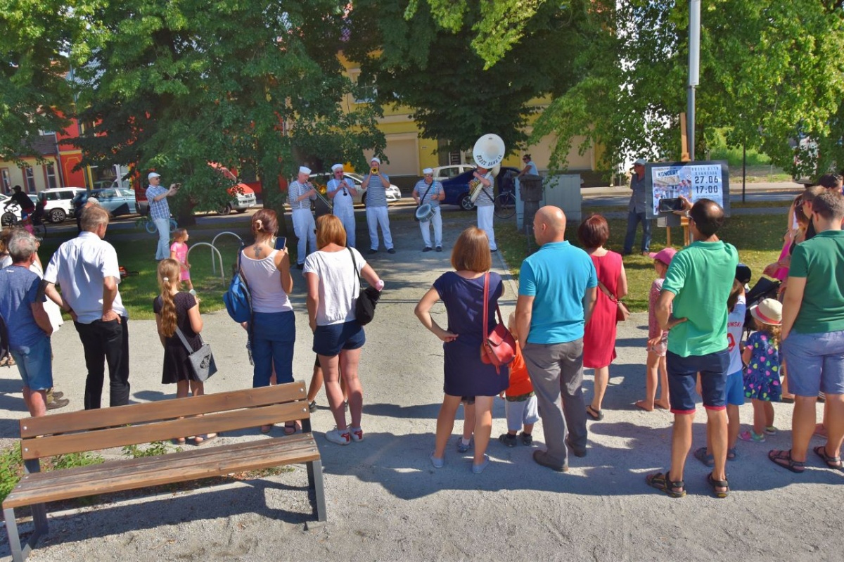 Brass Band Rakovnik na Placu Wolności [ZDJĘCIA]