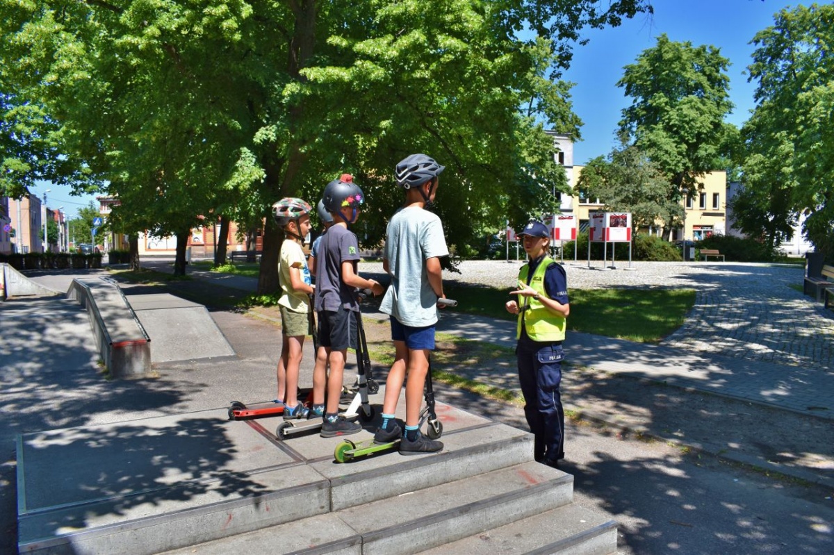 Na drodze patrz i słuchaj - akcja kościańskiej policji!