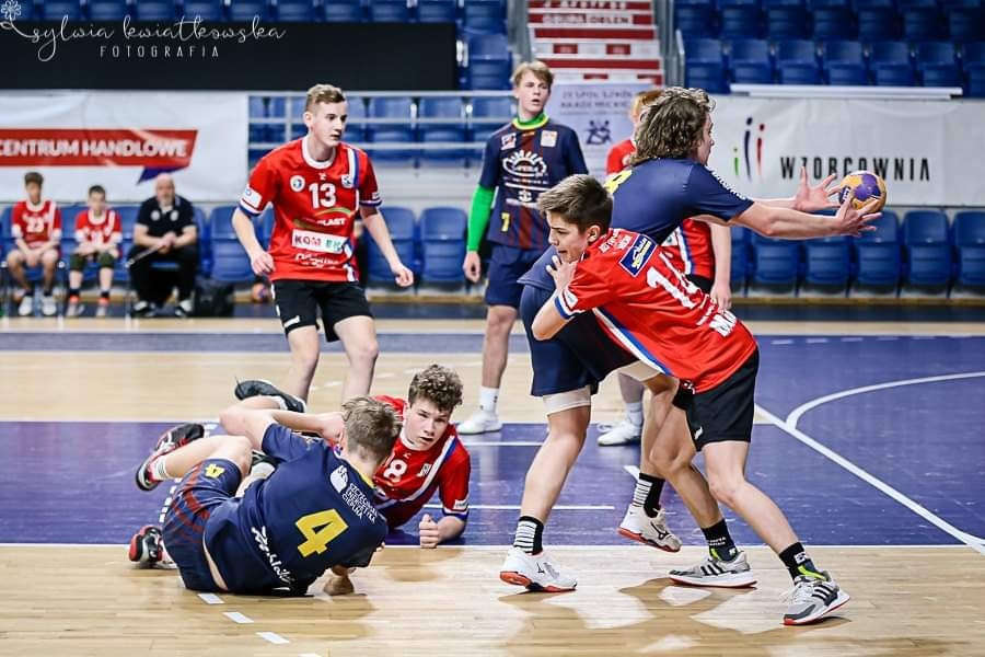 Młodzi zawodnicy Tęczy w 1/8 finału Pucharu Polski!