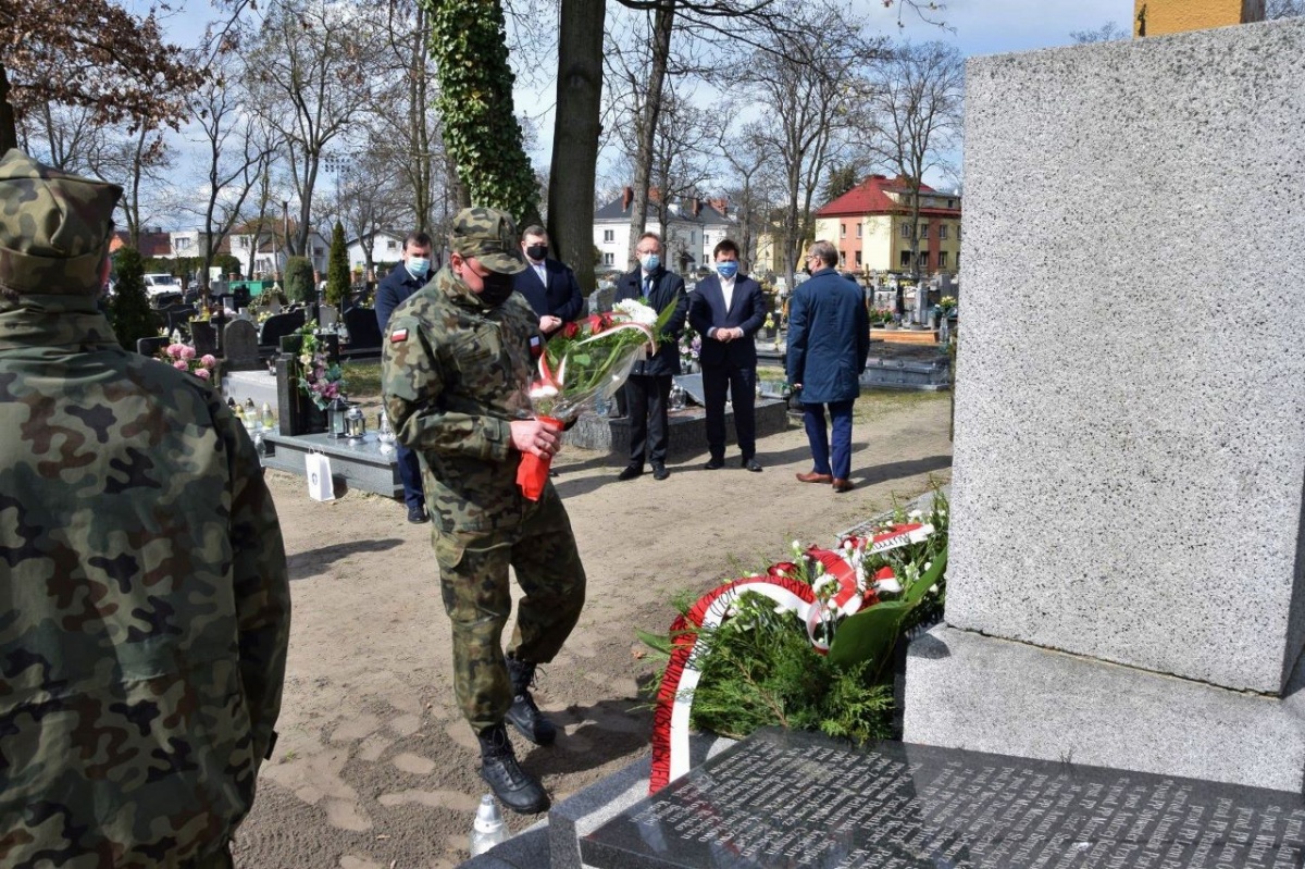 Oddali hołd zamordowanym przez Rosjan [ZDJĘCIA]