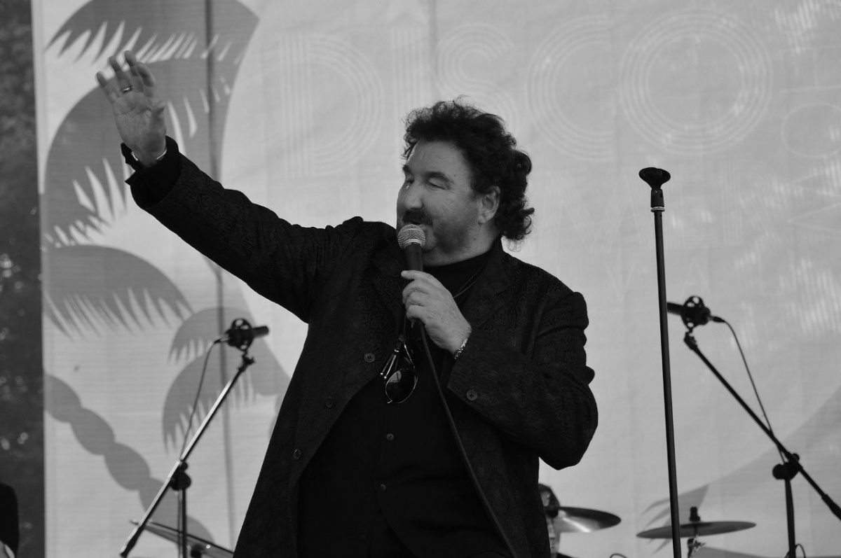 Zmarł Krzysztof Krawczyk. W 2017 wystąpił w Kościanie [ZDJĘCIA]