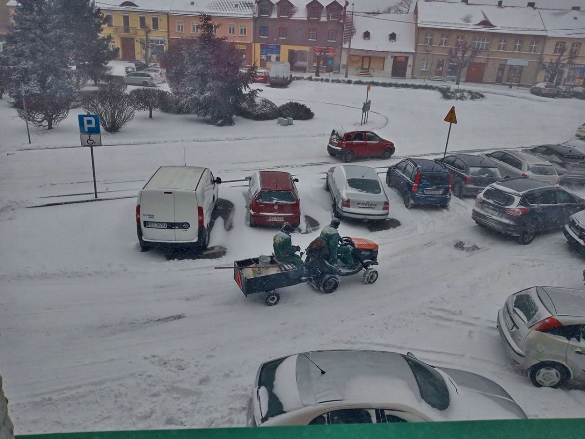 Zaśnieżone drogi w naszym powiecie. Zdjęcia czytelników!