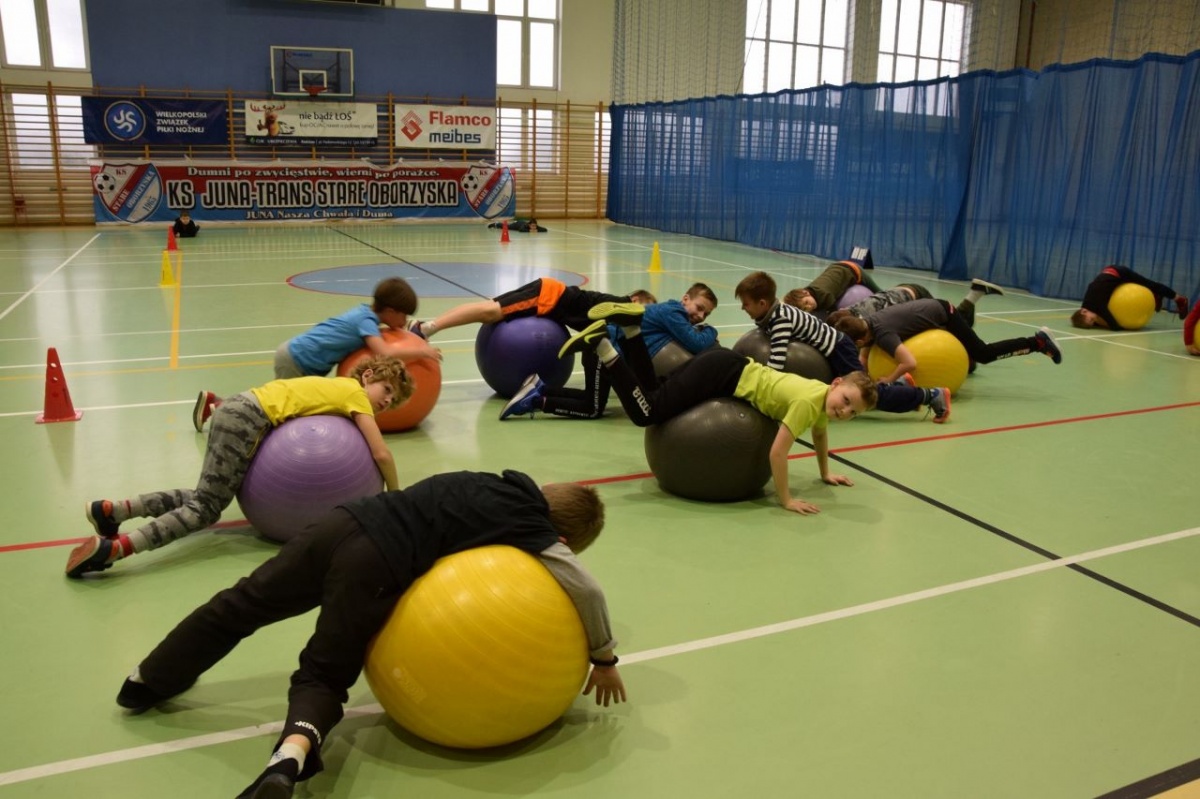 Ferie na sportowo. Wicestarosta odwiedził dzieci [ZDJĘCIA]