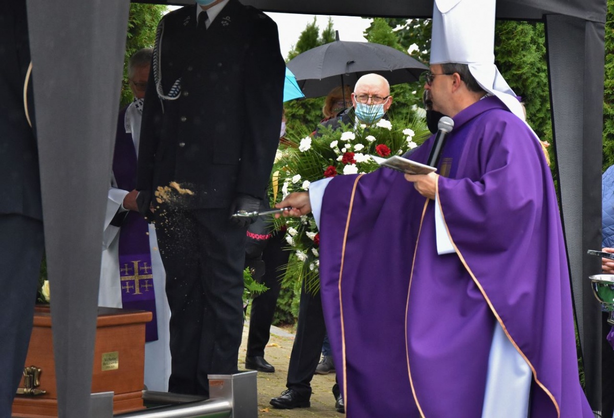 Pogrzeb proboszcza Derkaczewskiego z Choryni [ZDJĘCIA]