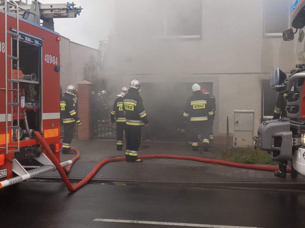 Pożar w piwnicy w Nowej Wsi [ZDJĘCIA]
