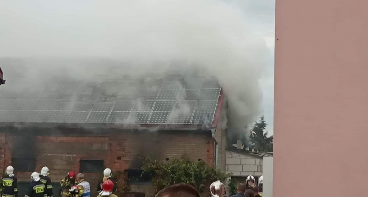 Pożar w Śniatach. W akcji nasi strażacy [ZDJĘCIA]