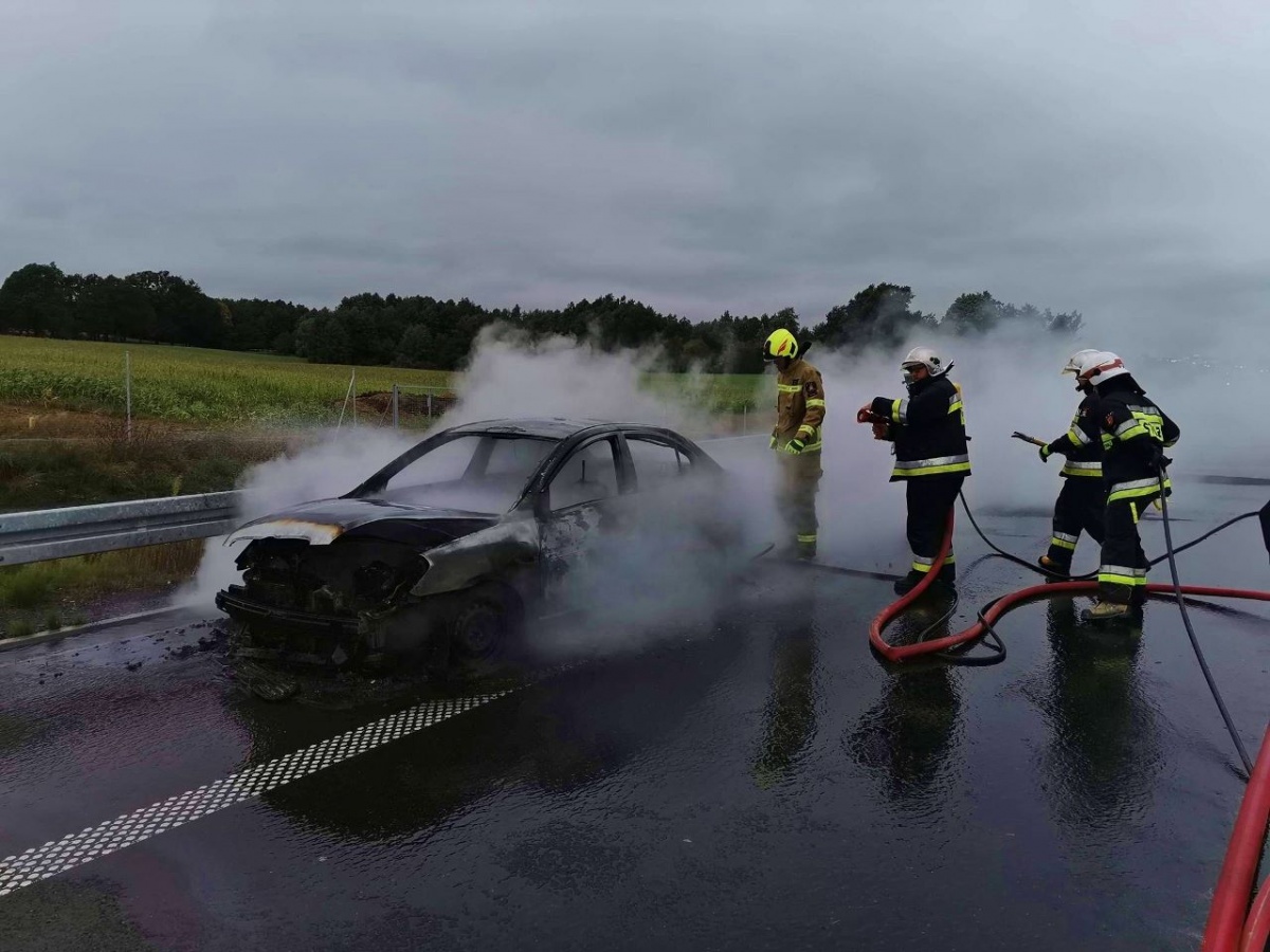 Pożar samochodu na S5 [ZDJĘCIA]