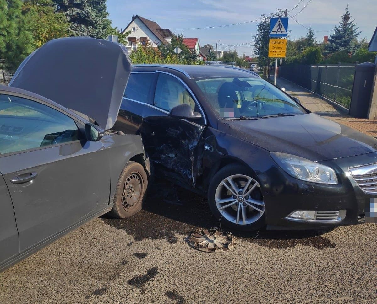 Doprowadziła do zderzenia skręcając w lewo [ZDJĘCIA]