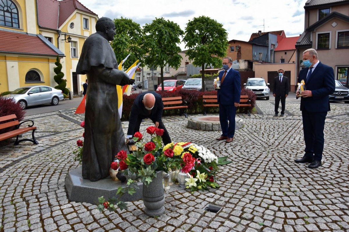 Setna rocznica urodzin Jana Pawła II [ZDJĘCIA]