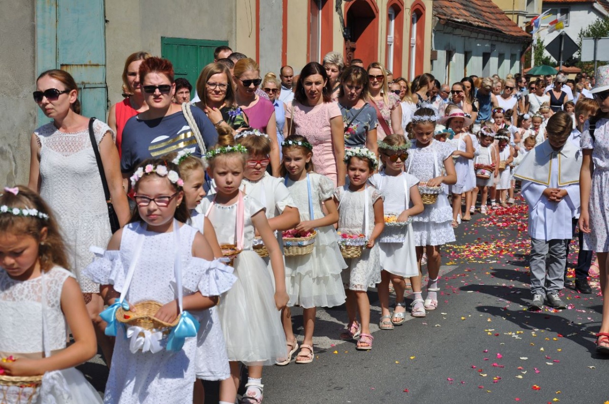 Procesja Bożego Ciała w Śmiglu [ZDJĘCIA]